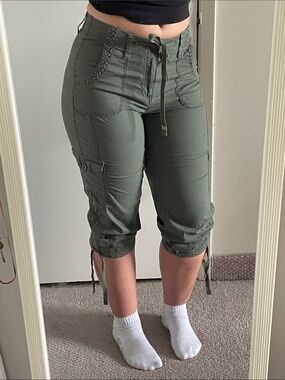 St. John's Bay Olive Green Cargo Capris